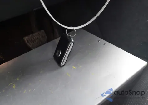 2021 Volvo Xc60 T6 Inscription z USA, uszkodzony, nr VIN YV4A22RL5M1698657